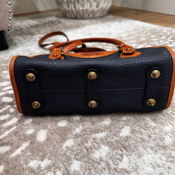 ✨Vintage Navy Leather Dooney and Bourke Hand Bag - great condition - Picture 6 of 8